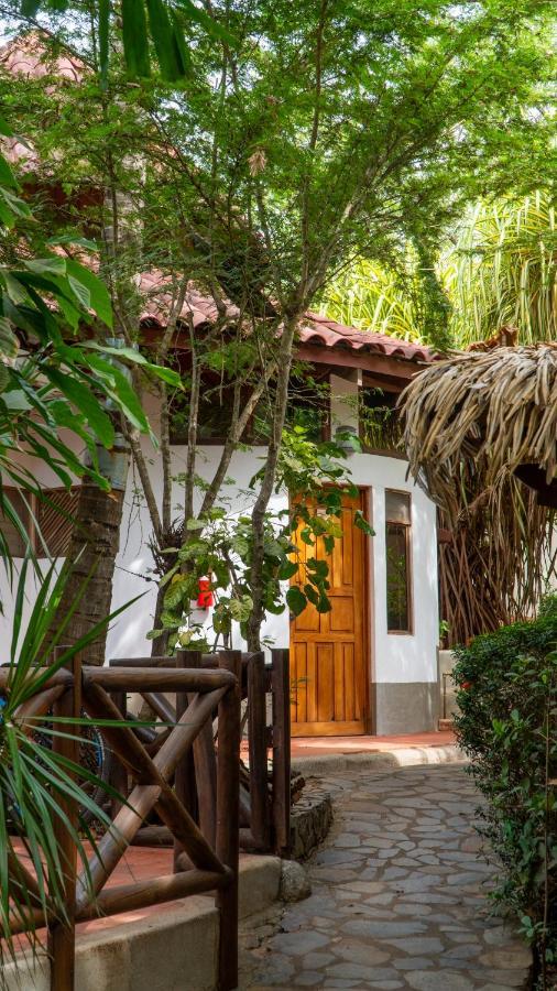 Hotel Luna Llena Tamarindo Dış mekan fotoğraf