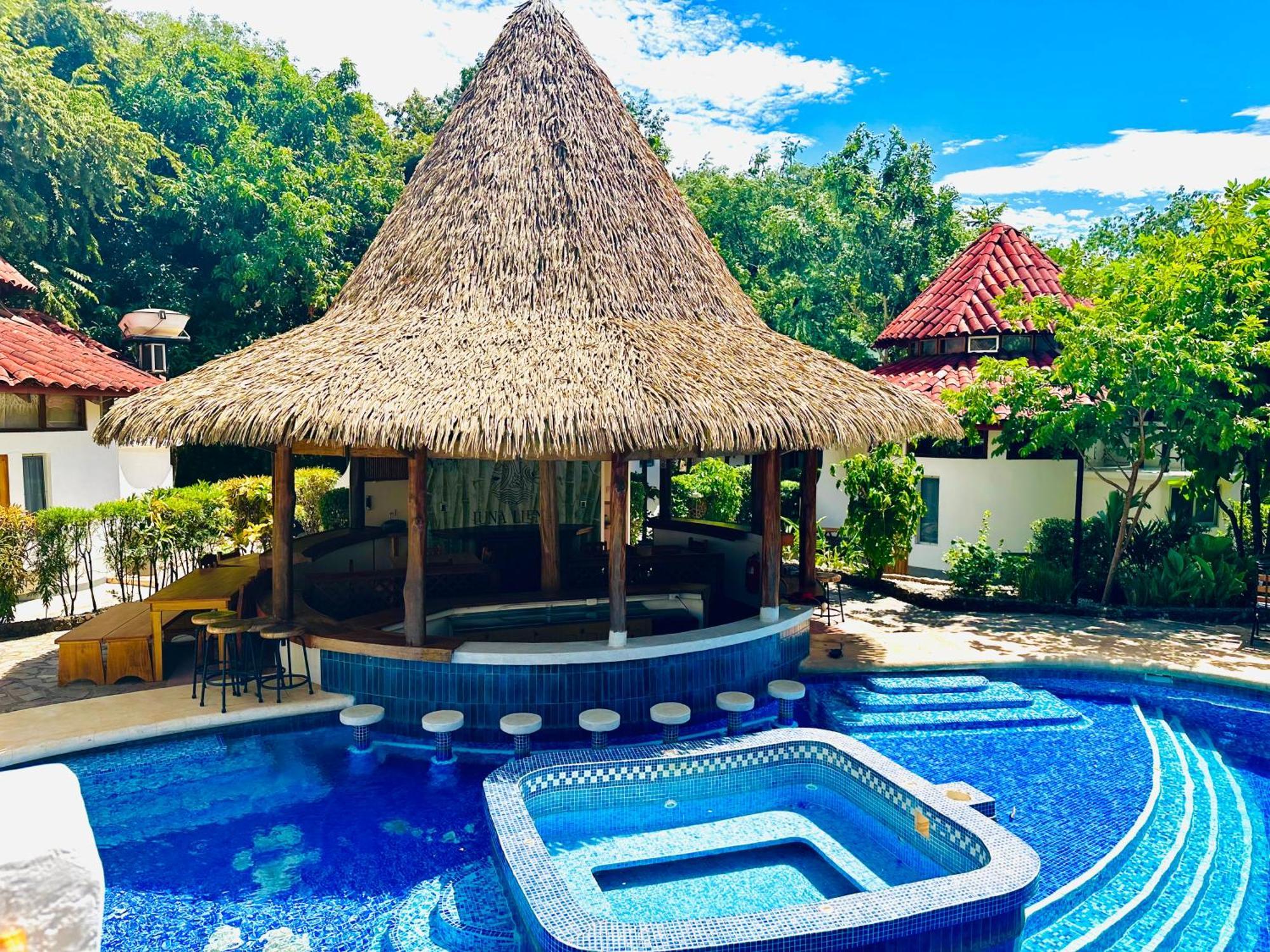 Hotel Luna Llena Tamarindo Dış mekan fotoğraf