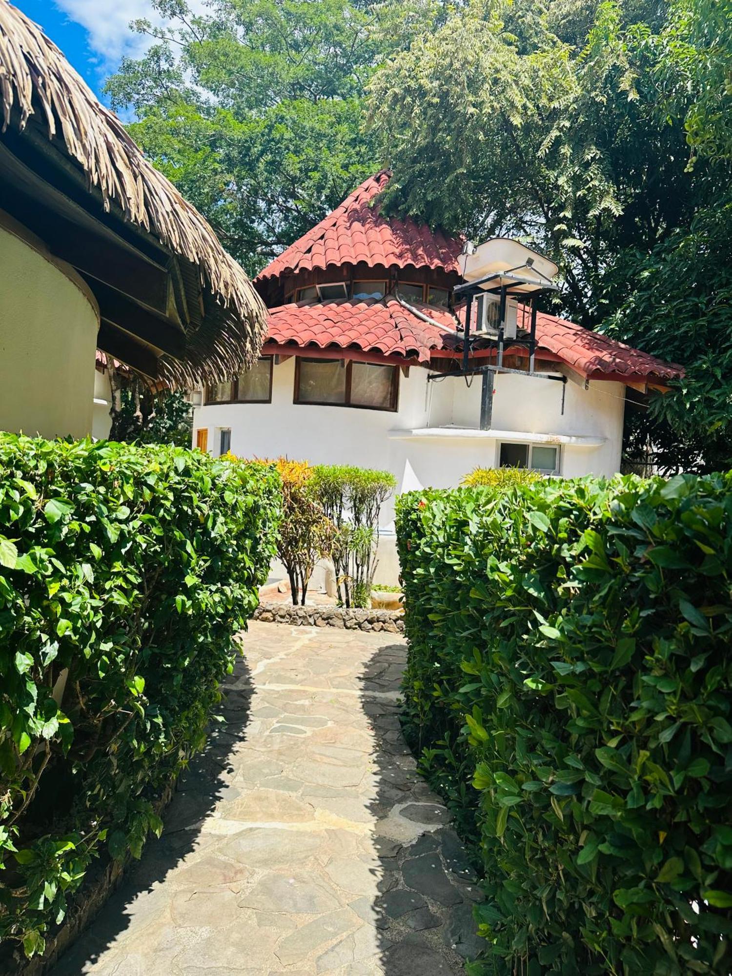 Hotel Luna Llena Tamarindo Dış mekan fotoğraf